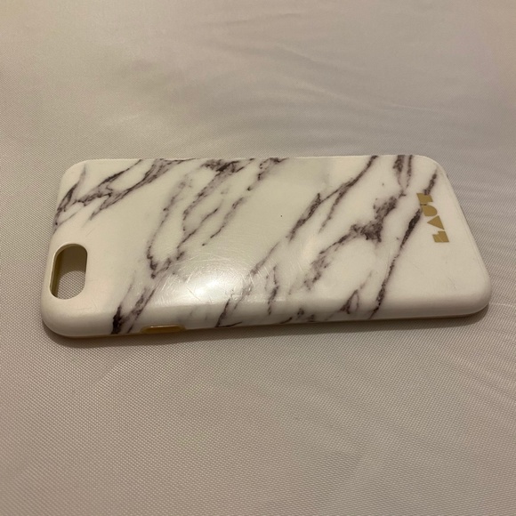 LAUT Marble iPhone 6 Case [FREE WITH PURCHASE] - Picture 4 of 6